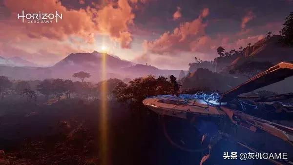 踢踢与他的《微光之镜》