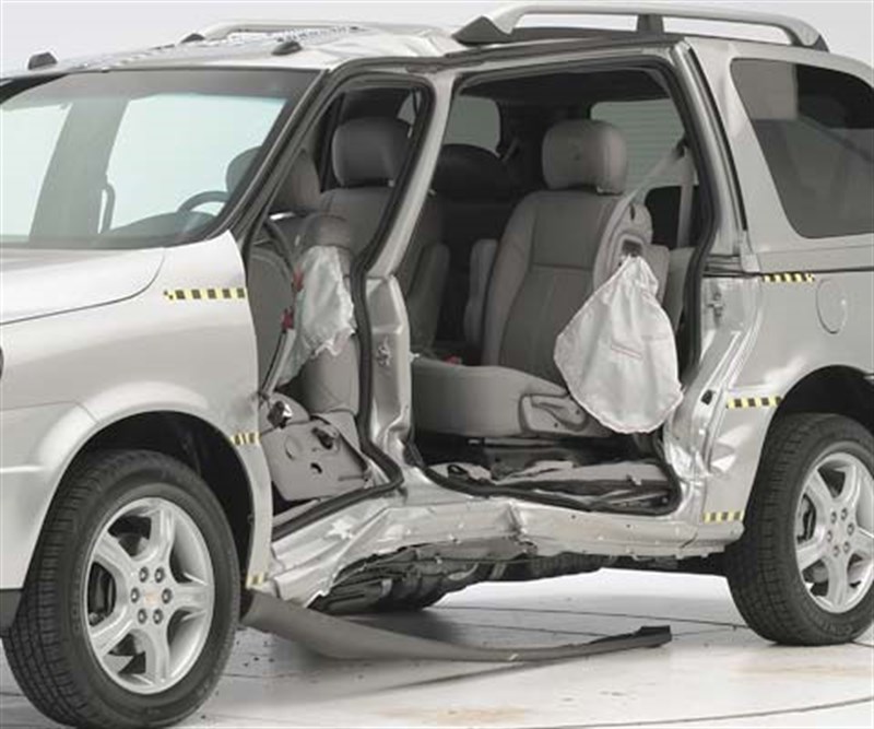 别克gl8为什么北美停产,别克gl8真的在国内遭疯抢吗