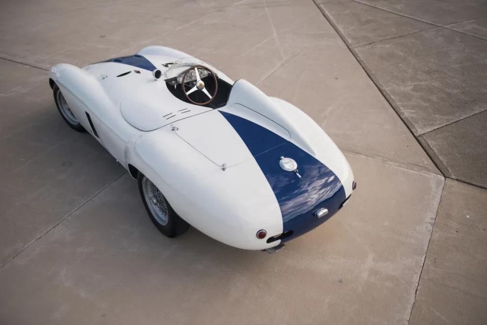 也只能给你洗洗眼!法拉利高级定制项目车型大赏