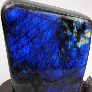 各种宝石原石的种类图片大全,高清彩色宝石原石图片大全