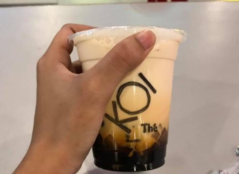 排队喝的奶茶,排队的奶茶