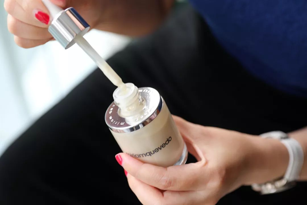 章小蕙推荐的淡斑好物,章小蕙分享化妆品