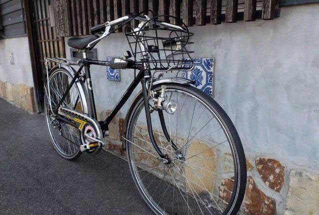 丰田自行车相撞,丰田自行车视频大全