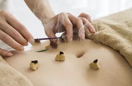 艾灸上火口腔溃疡怎么办,艾灸上火了喉咙痛怎么办