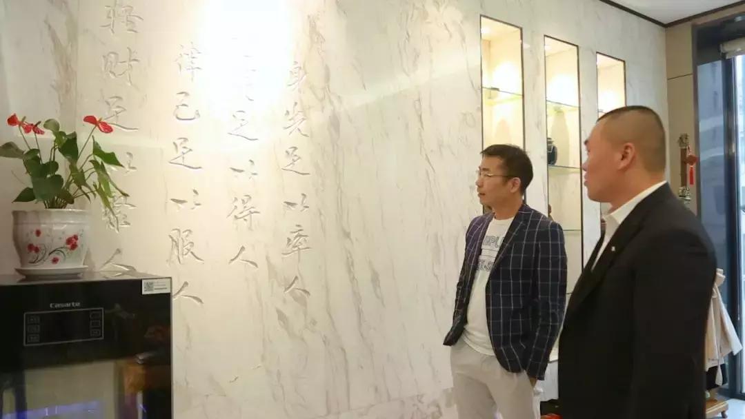 张亮麻辣烫发展史,张亮麻辣烫为什么有这么多回头客