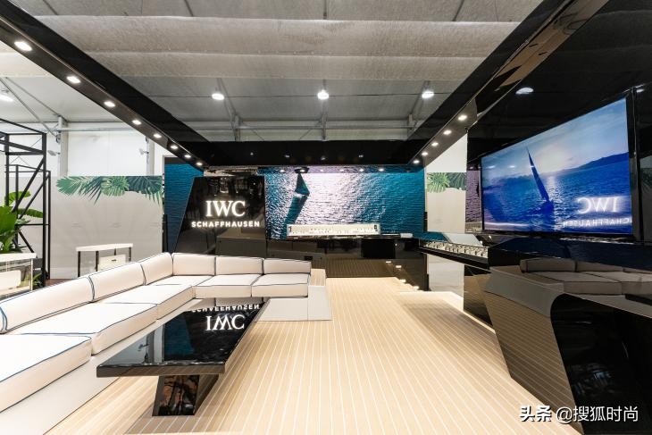 全球顶级名表展览会,探访豪车