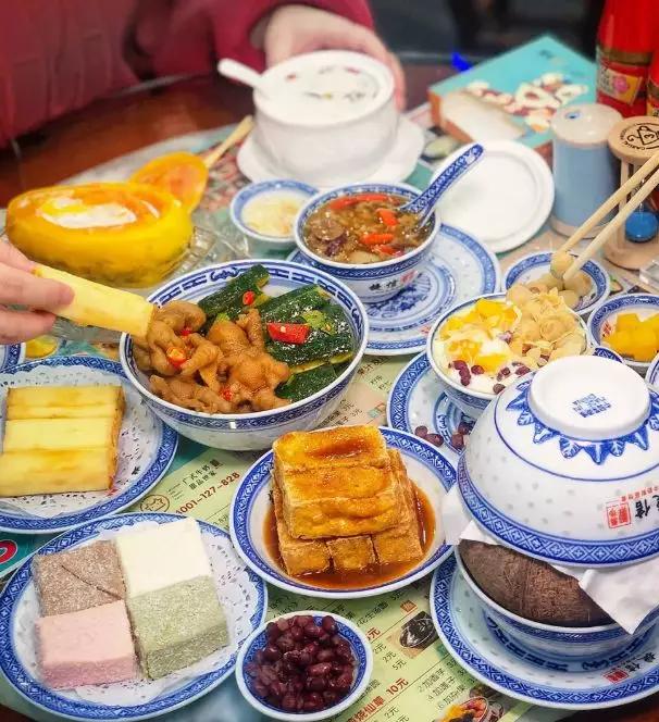 滑雪团购599,滑雪门票团购2-3人餐全套