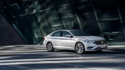 一汽大众速腾超越版交车,一汽速腾上汽速腾