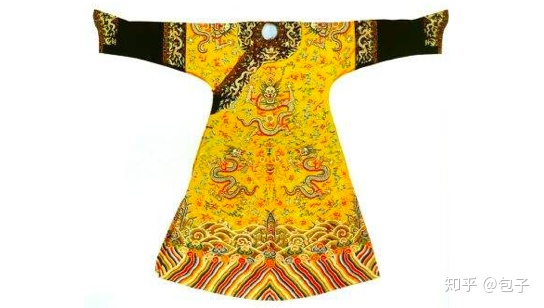 为什么奢侈品向低端市场靠拢,中国奢侈品市场增长的原因英文