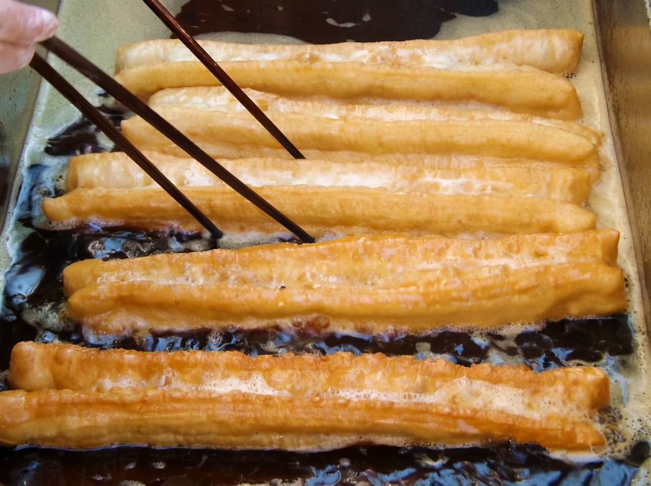 第一时间就是吃一碗广西特色米粉,湖南米粉最正宗的吃法