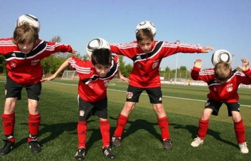 拜仁8000万后卫生涯迎来重大转折,被拜仁血洗过的队