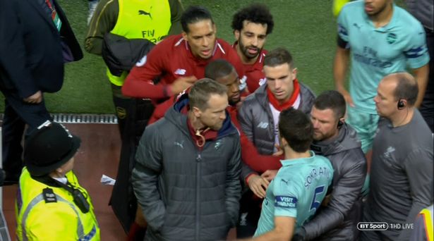 防守进球两手抓，为什么说范戴克是世界第一中卫？（深度分析）