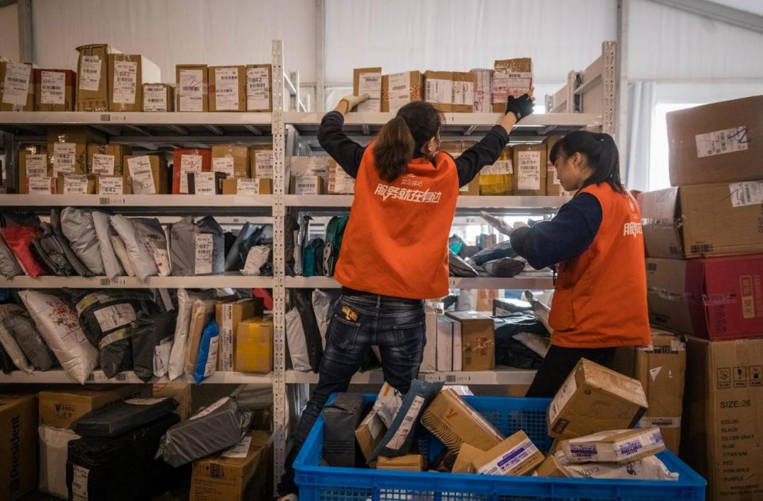 如果有人让你快递送货上门怎么办,快递故意不送你的包裹要怎么弄