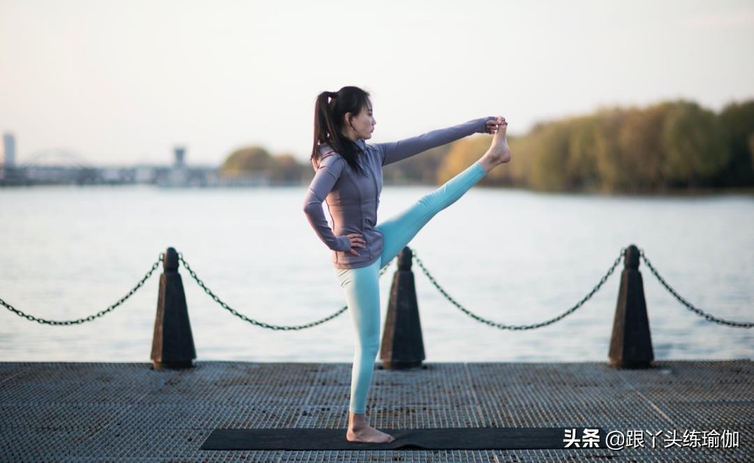 告别最特别的3月，一起打卡4月线上瑜伽公益课