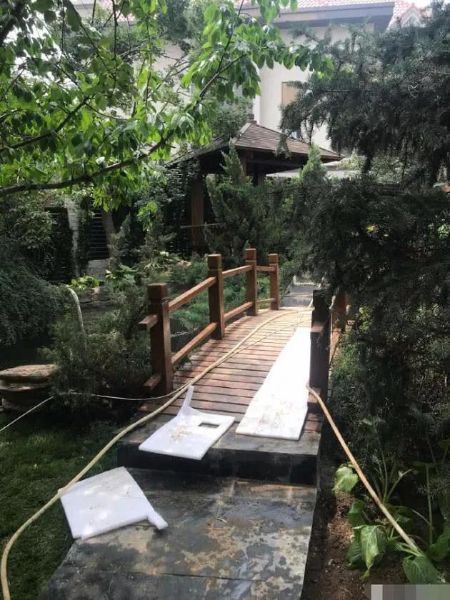 为了拍综艺建了一座楼,李湘豪宅被曝