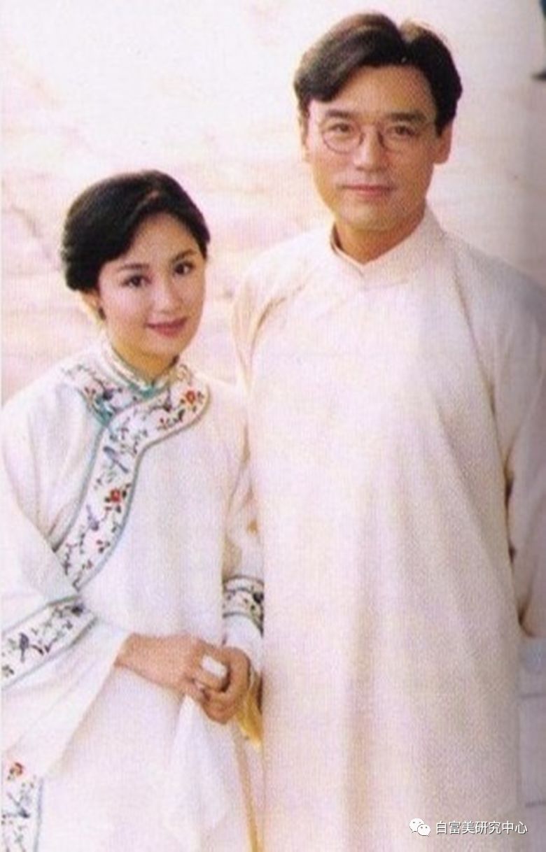 “败光”2位亿万富豪家产，名媛第一妖女，她是豪门最怕的女人