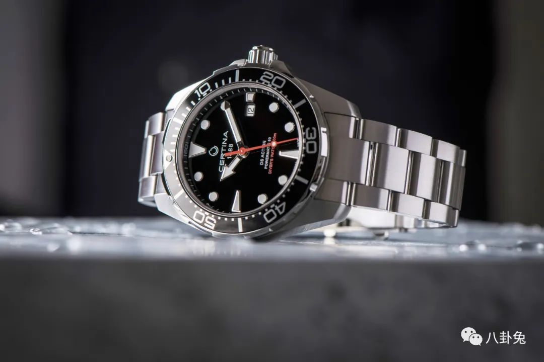 劳力士和宝珀五十噚买哪个好,买劳力士的钱是真的吗