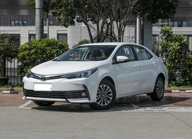 同级别差异不大，轩逸为何一直压制卡罗拉，最后一点说明一切