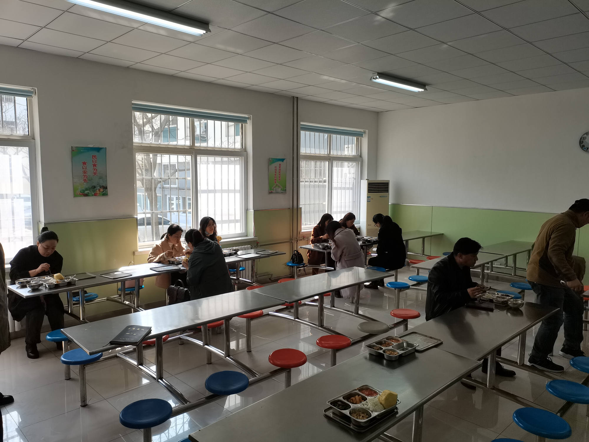 青岛28中最好的学校,即墨28中家校和谐互助共同进步