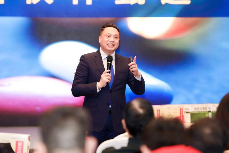 金慧艾医药丨“镇店之宝”康必优感冒灵颗粒