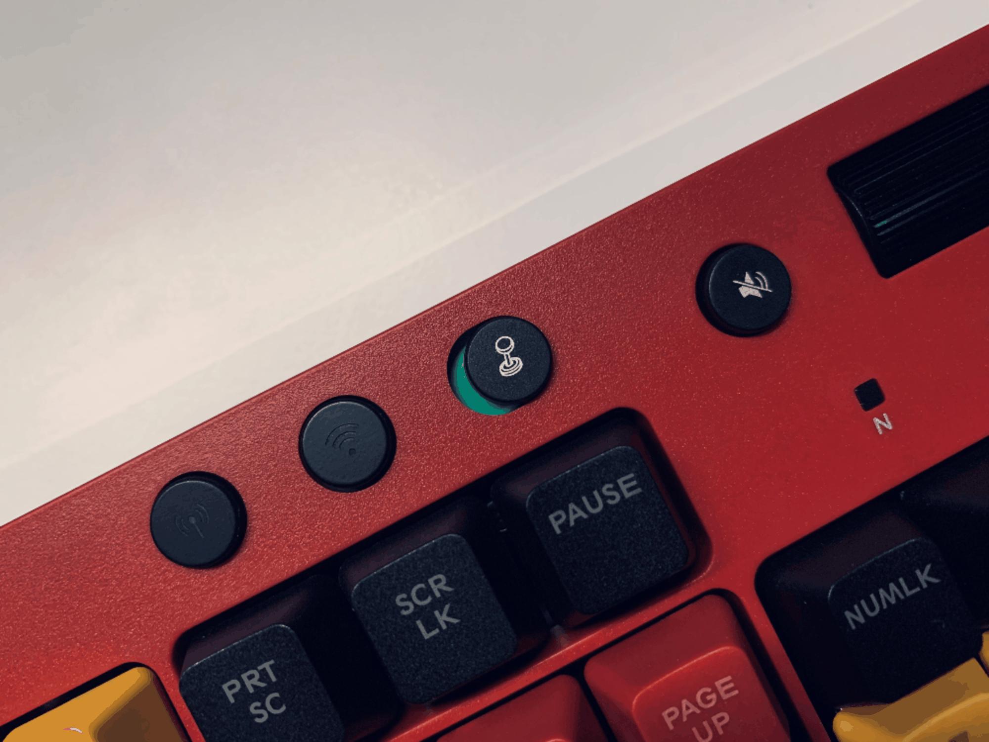 送媳妇爱你3000遍，G521钢铁侠版机械键盘开箱