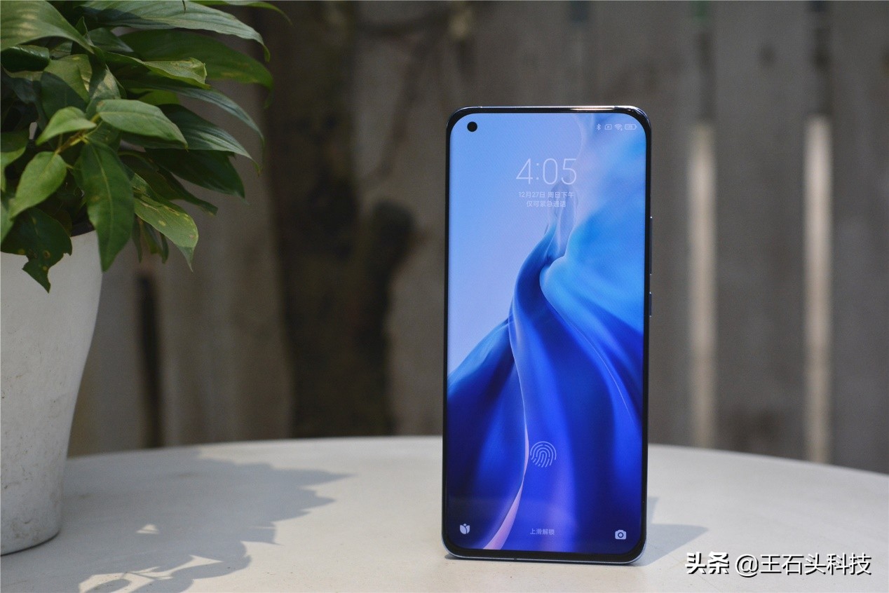 小米11屏幕摔碎了维修大概多少钱,小米11后屏碎了换屏要多少钱