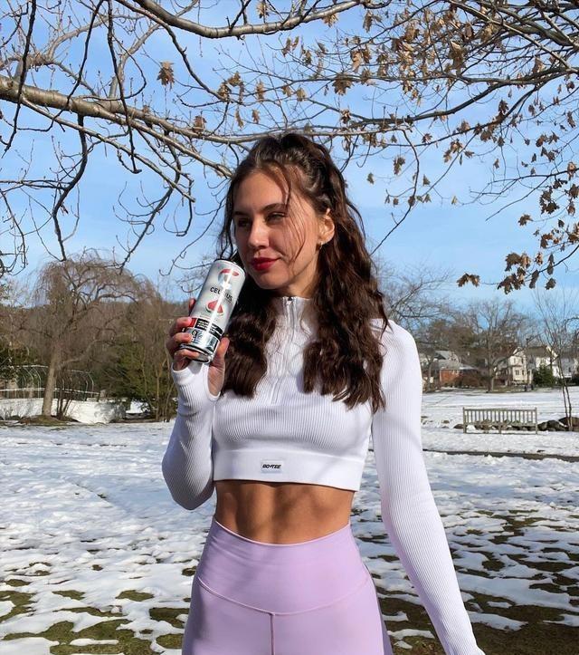 肌肉型女生怎么健身好看,如何健身身材更美