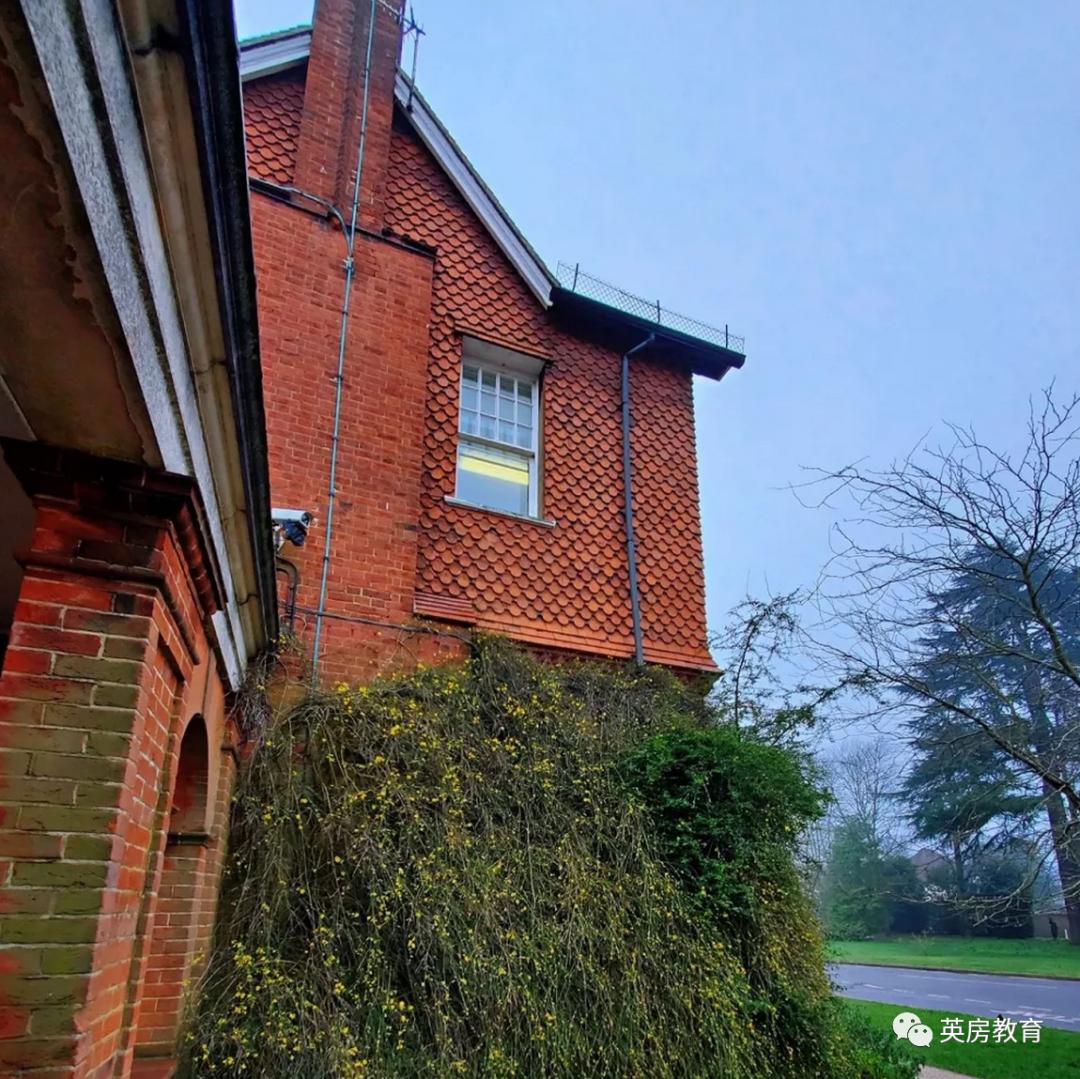 英国哈利波特学校,英国的哈利波特学校