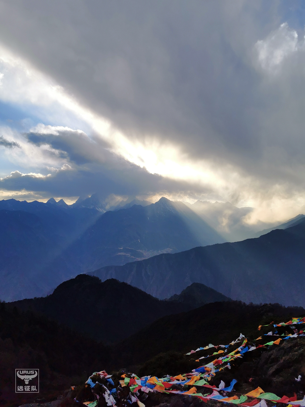 稻城亚丁至玛娜茶金如何走,四川木里县到玛娜茶金自驾