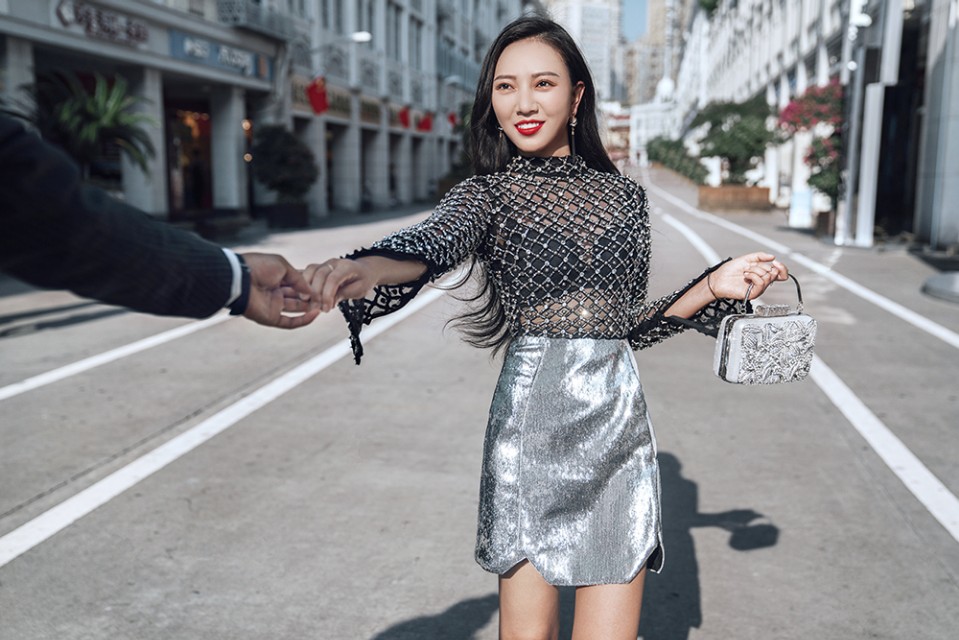 去铂爵旅拍挑婚纱照需要注意什么,铂爵旅拍大理婚纱照拍摄地点推荐