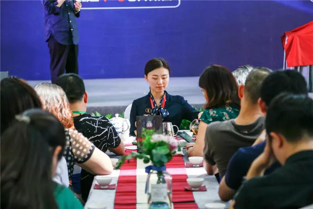 对于一个坚持高端品牌的企业,“庄主臻藏”如何探究产品新表达?