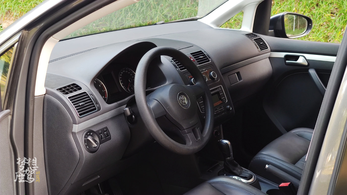 高尔夫途安2024全新款,大众大高尔夫