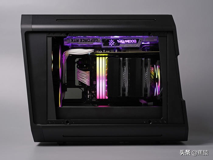 安钛克CUBEDRAK装机展示,11700+ROGB560-G+3080TI