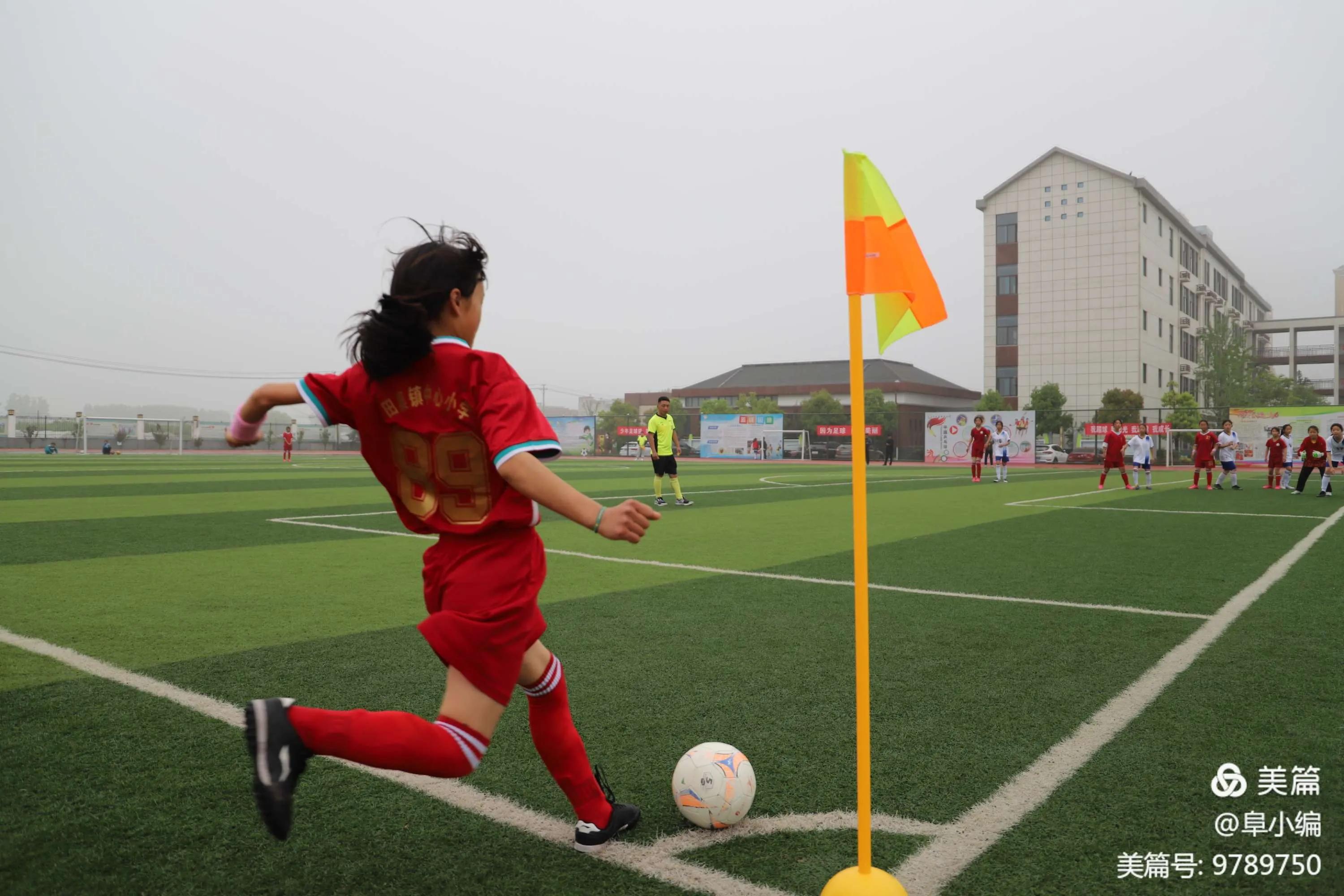 校园足球训练流程的基本步骤,足球基础课讲什么