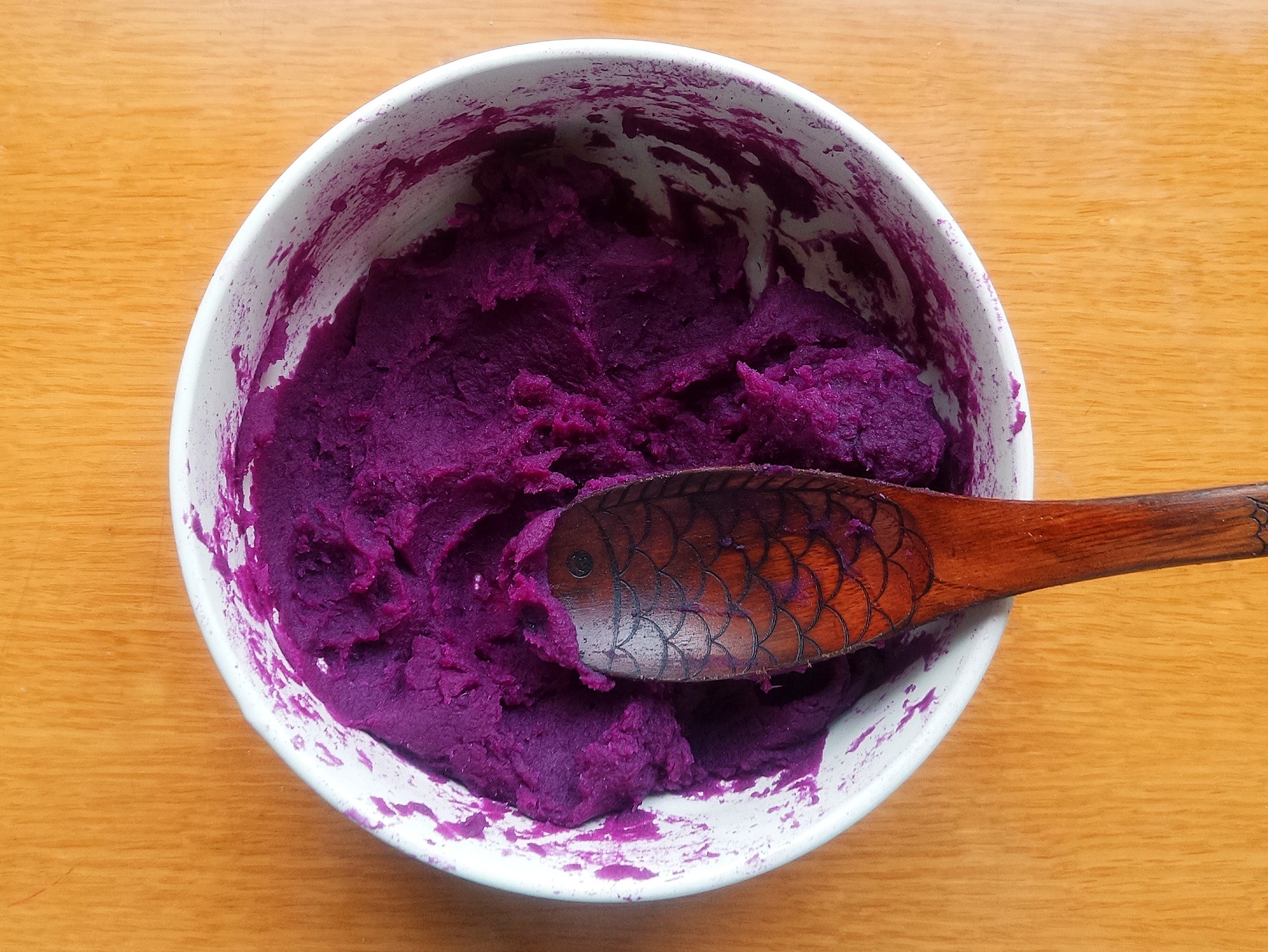 简单几步学会纯手工芋圆,芋圆的一百种吃法的做法