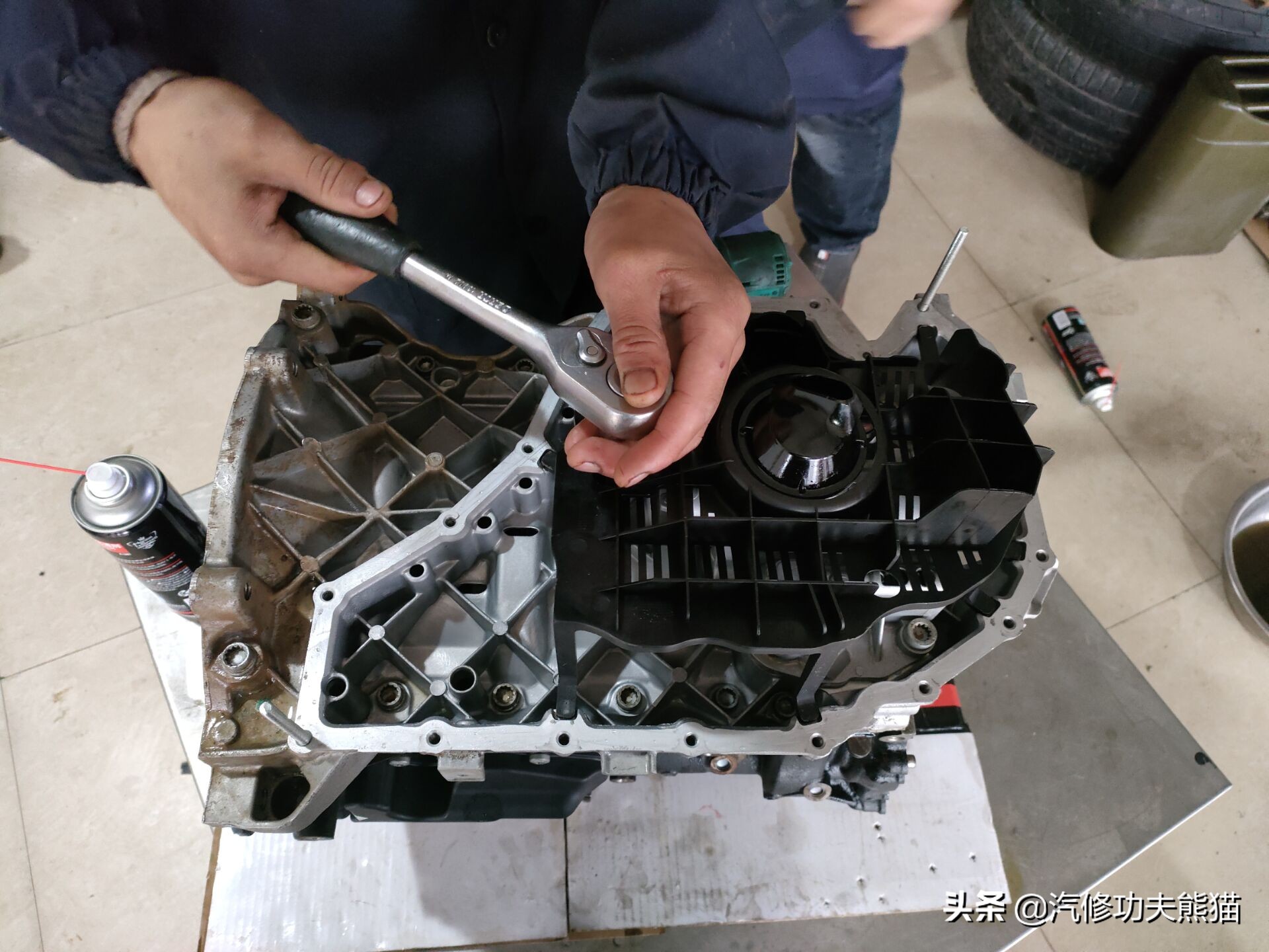 奥迪q5ea888烧机油解决方法,奥迪Q5烧机油有什么办法