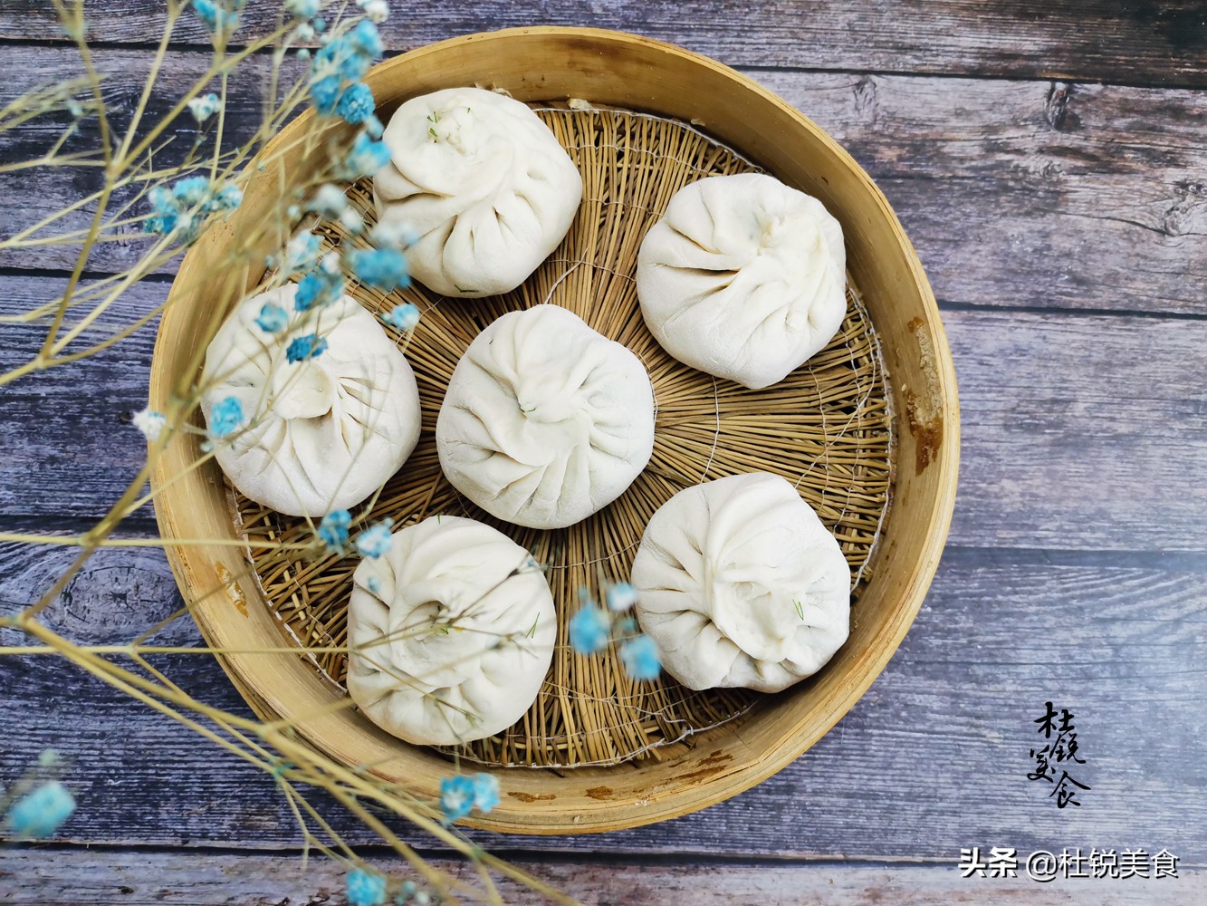 包子皮要甜的好还是咸的好,包子皮压的好还是擀的好