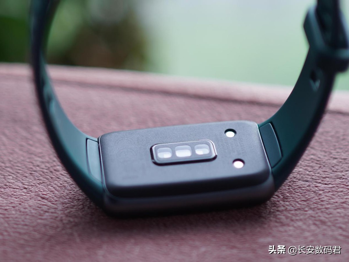 华为手环b6和华为手环6哪个值得买,华为6pro手环和小米6手环哪个好