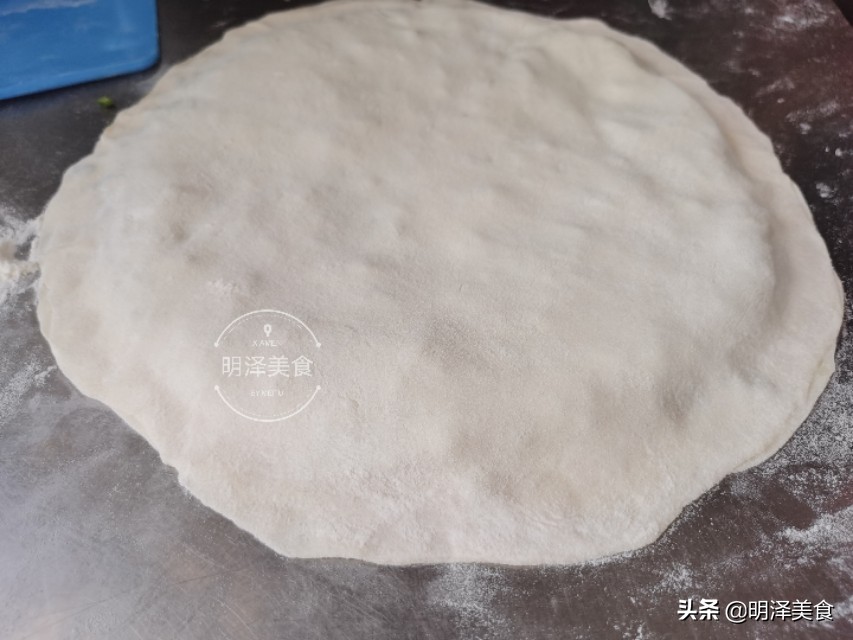 烙韭菜盒子用生鸡蛋,韭菜盒子里面的韭菜鸡蛋要炒熟吗