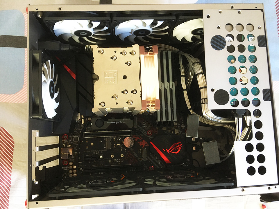 台式大机箱改小机箱,显卡大了怎么装小机箱