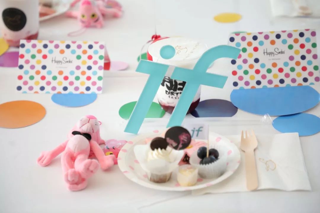 杨幂的经典穿法你学会了吗,杨幂袜子穿搭