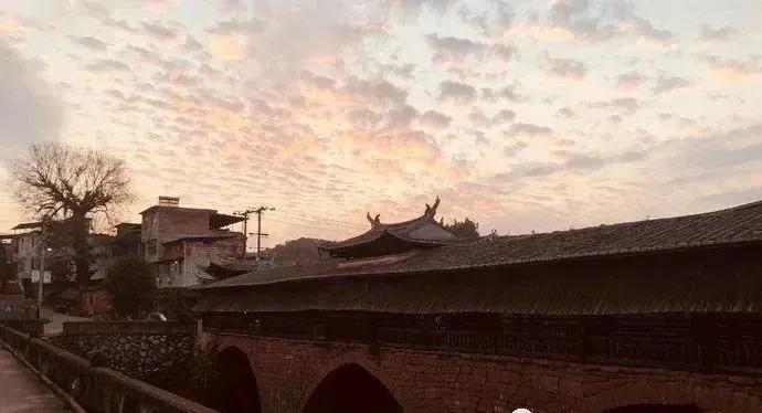 风展红旗如画三明丨如果你的朋友要来永安旅游，请把这条微信发给他