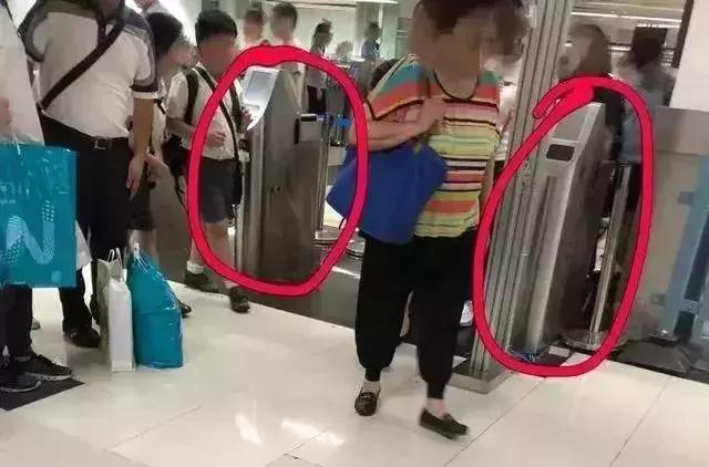 被判十年罚款500万,被判刑六年罚款14万