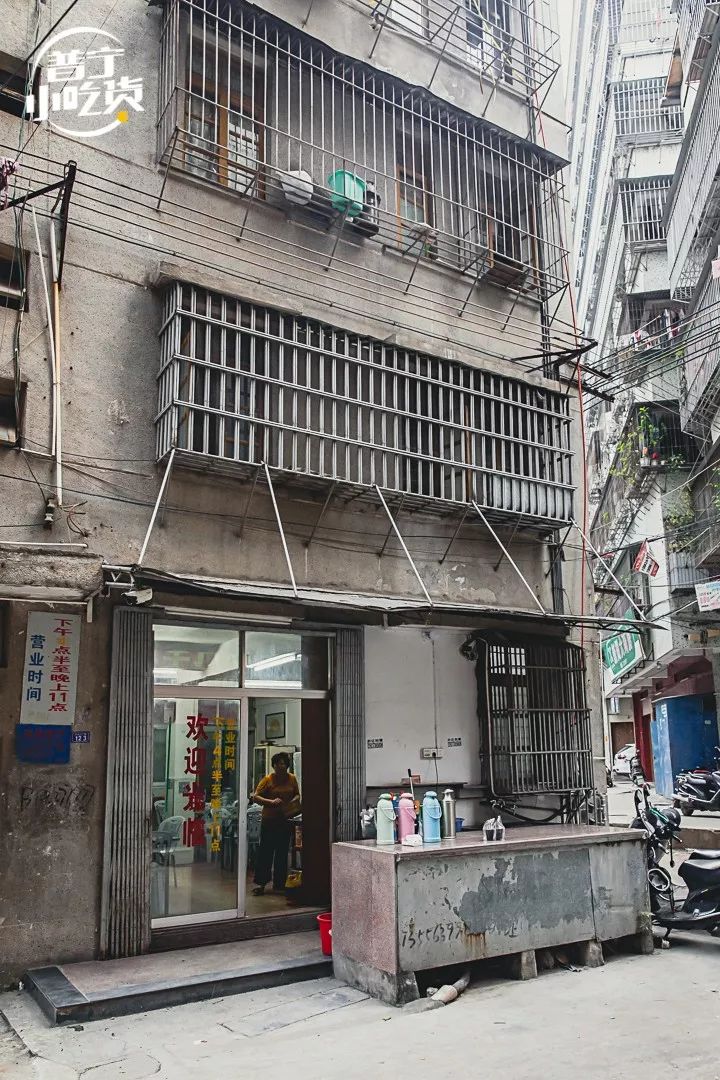 普宁巷子牛杂火锅,普宁小巷店铺