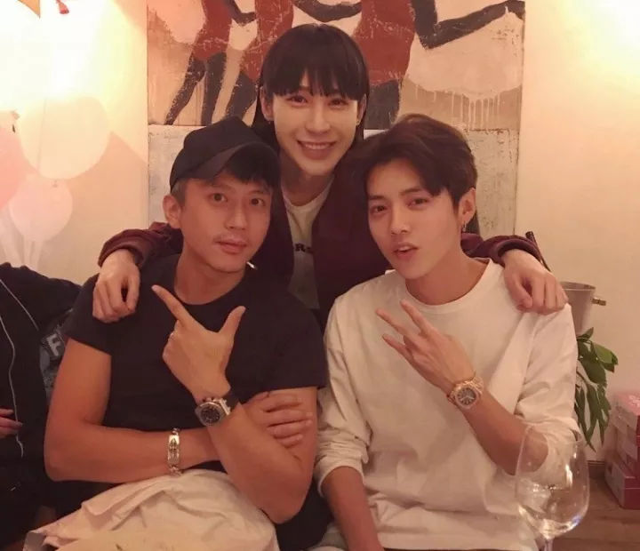 鹿晗、吴亦凡早年杀马特造型是学东方神起的?打开方式不对吧