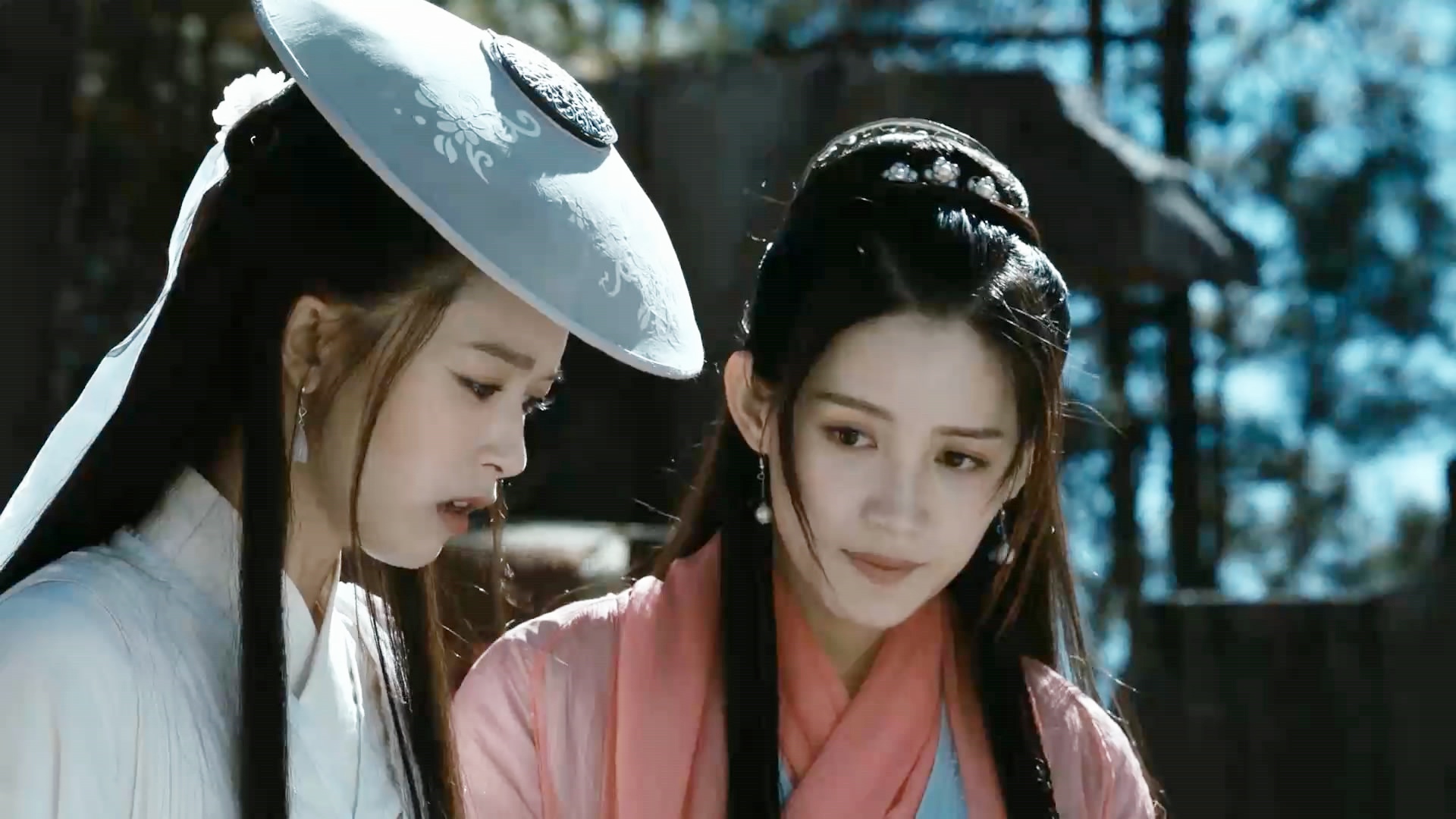 新版天龙八部王语嫣选择了慕容复,天龙八部王语嫣评价乔峰和慕容复