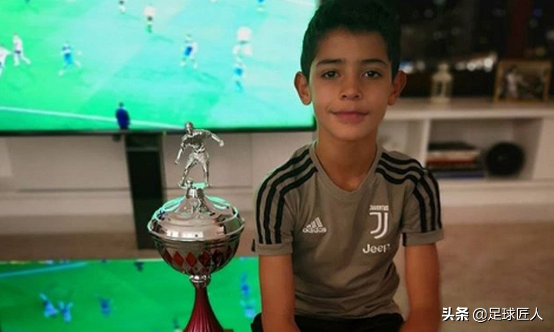 c罗儿子迷你罗天赋怎么样,c罗儿子小小罗过人集锦