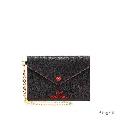 怎么买香奈儿女表,两万多买lv还是香奈儿