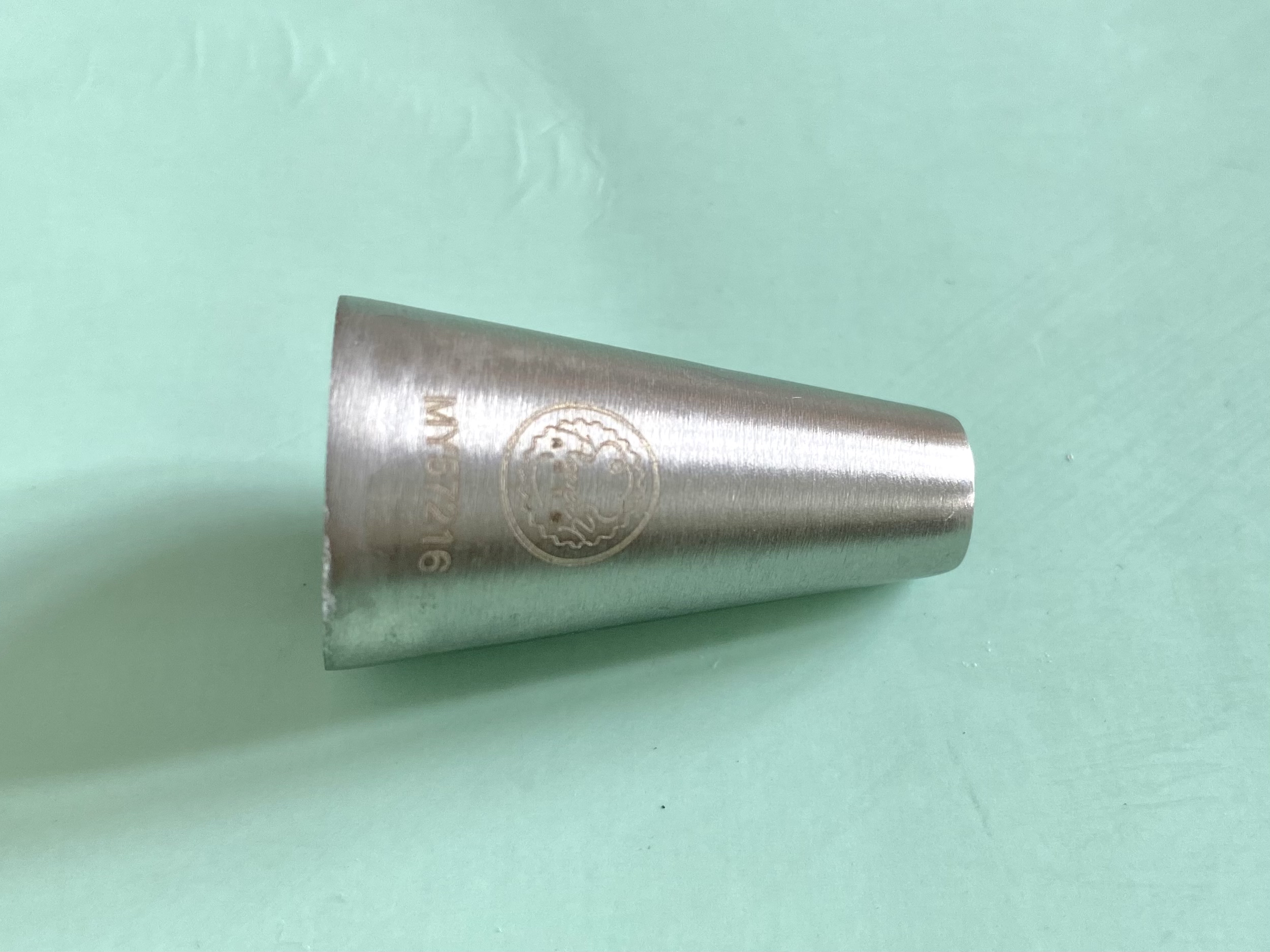 动物奶油裱花基础知识和手法,巧克力蛋糕裱花基础手法