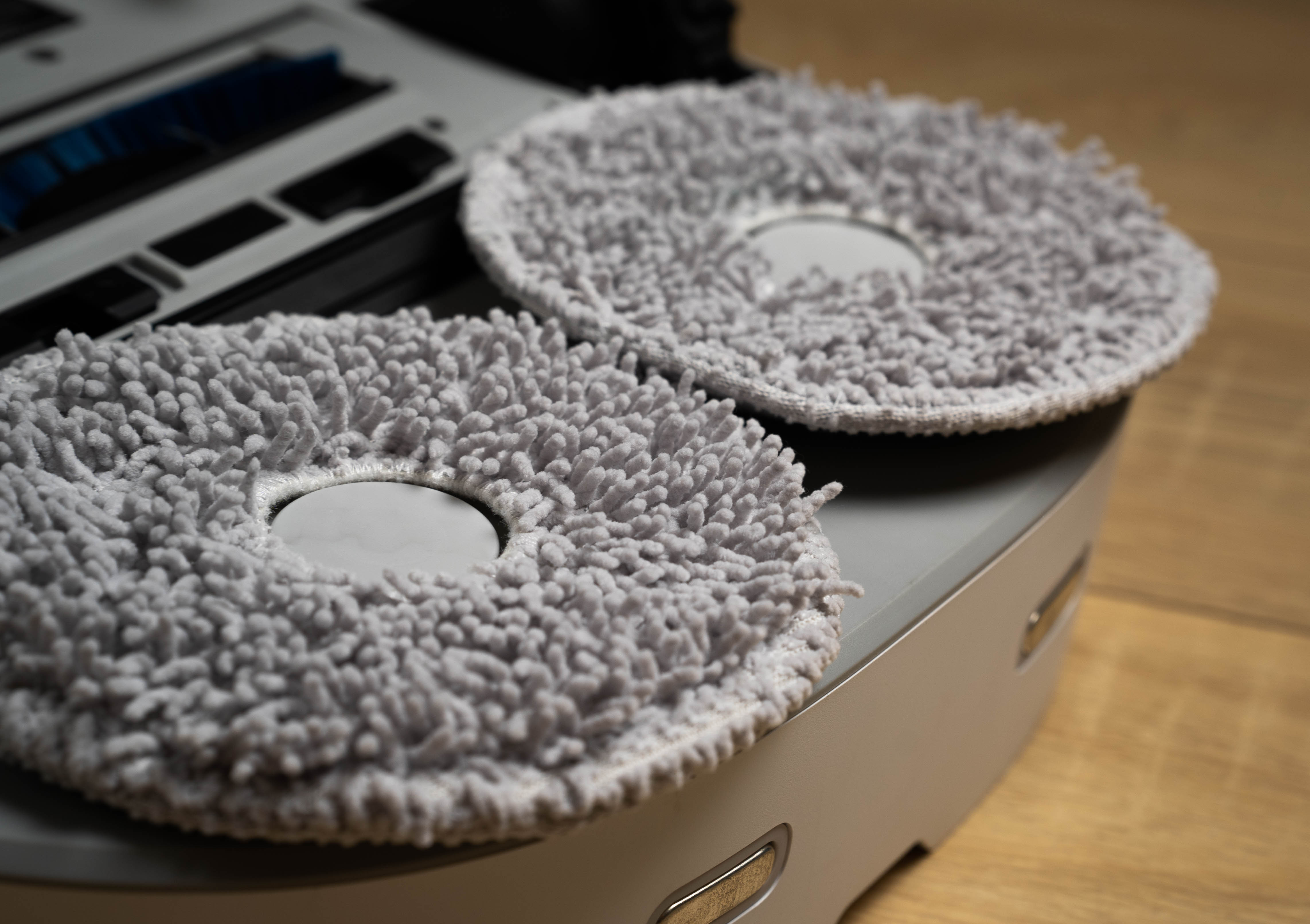 美的扫地机器人w11和w11plus,美的w11扫拖机器人评测